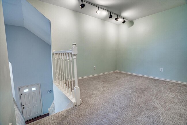 Building Photo - 17820 Windflower Way