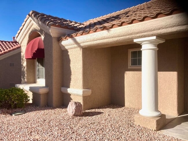 Building Photo - Newly Renovated Sun City Summerlin Home 55+