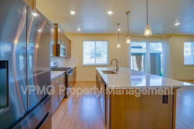 Building Photo - 6301 N 89th Ave