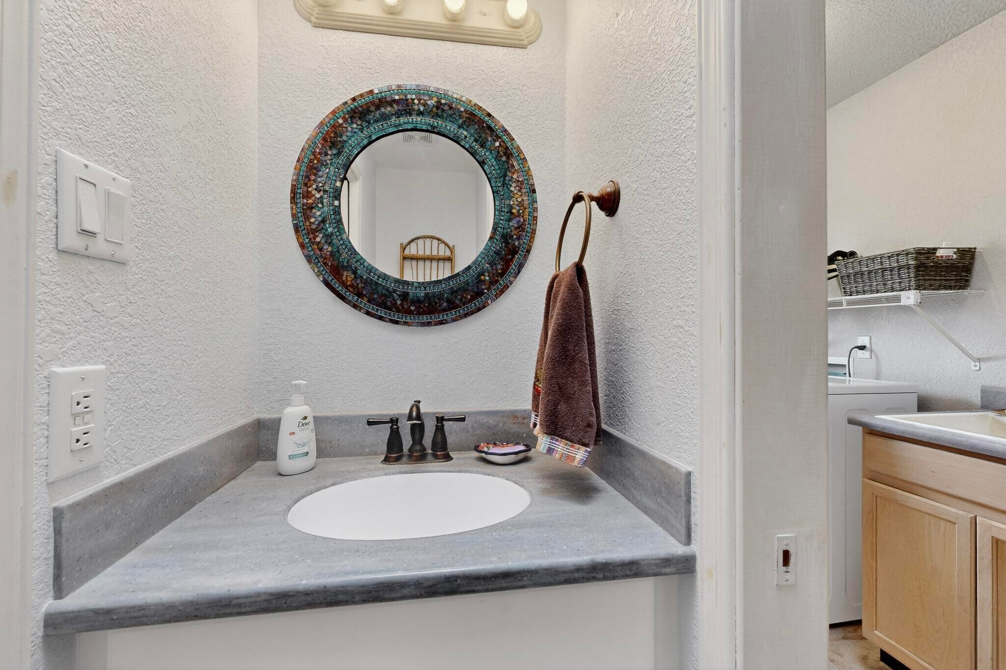 Building Photo - 2004 Vista Lejano