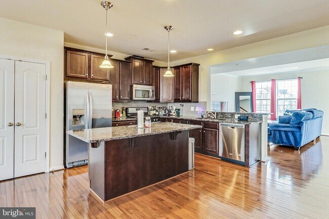 Building Photo - 2814 Shearwater Ln