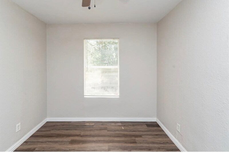 Building Photo - 5633 Curzon Ave