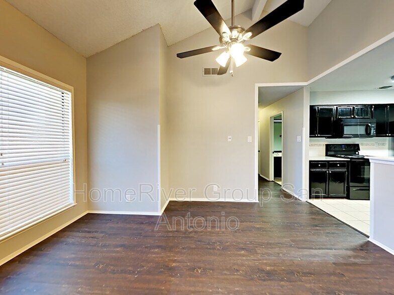 Building Photo - 15014 Spring Creek