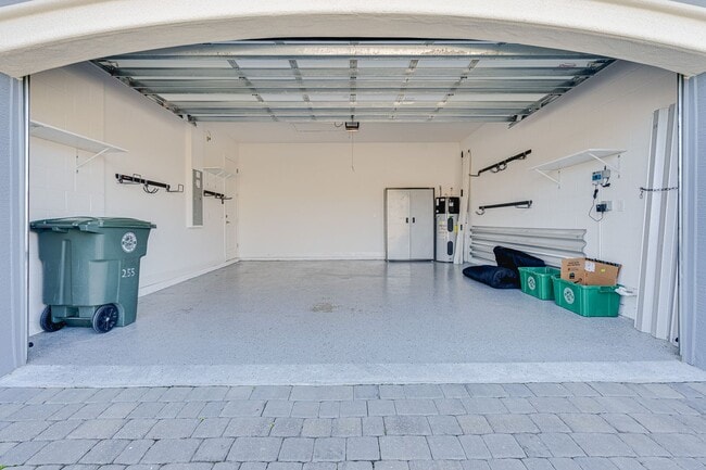 Building Photo - Luxurious Solar Powered 4 Bedroom, 3 Bath Waterfront Home with office & Upgrades Galore!