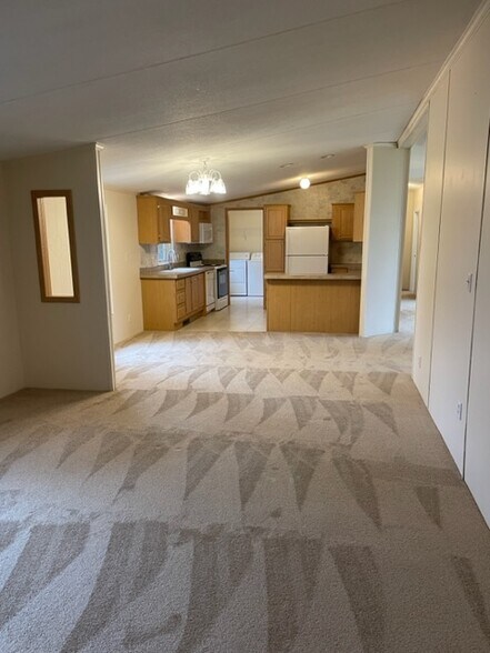 Building Photo - 4407 Sanford Ct