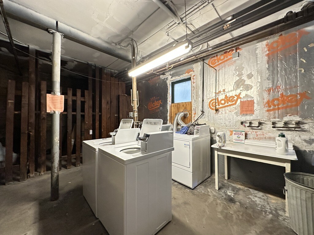 Building Photo - 4301 N Francisco Ave
