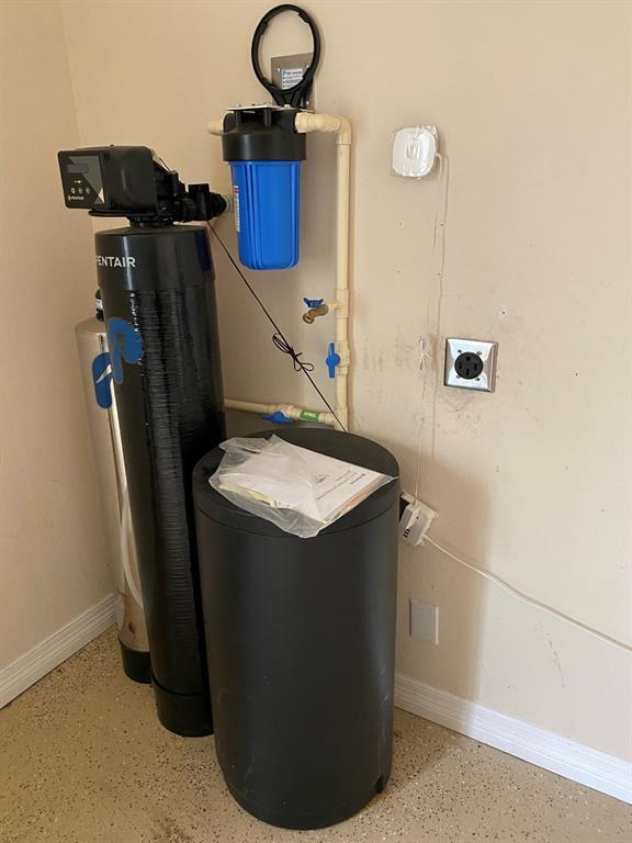 Building Photo - 12105 Portobella Dr