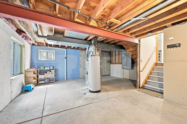 Building Photo - $3,048.95 with $300 Cleaning Voucher, 3 Beds - 2 Bath, Single Family Home in Highlands Ranch with...