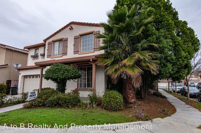 Primary Photo - 3 br, 2.5 bath House - 2976 Stallion Way
