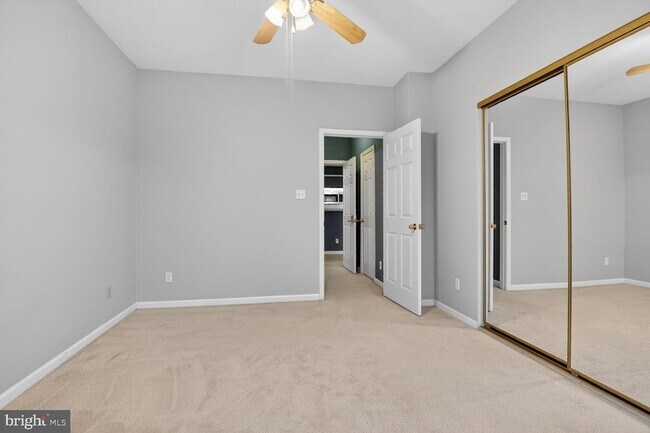 Building Photo - 46588 Drysdale Terrace