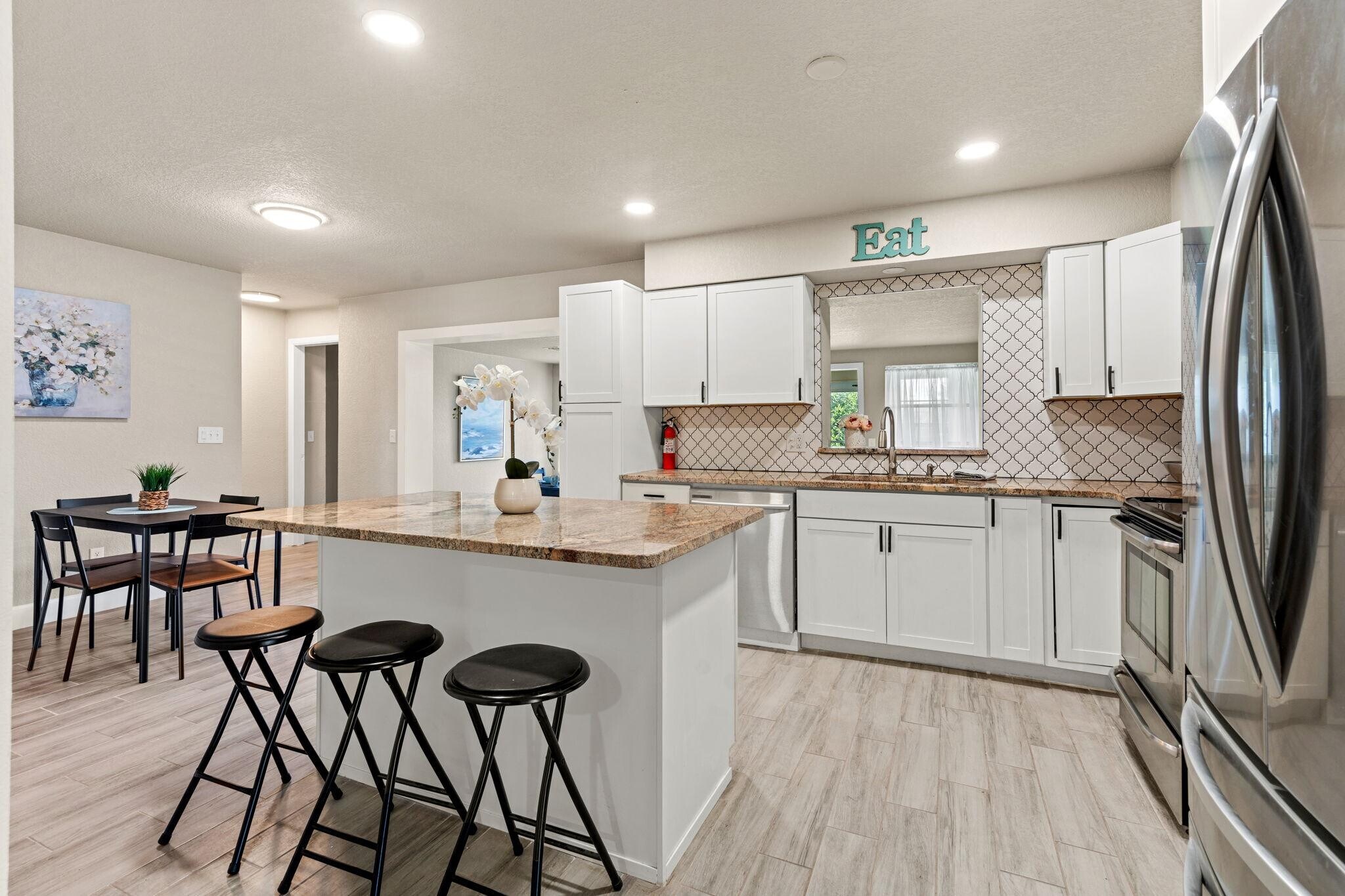 Building Photo - 10907 N 29th St