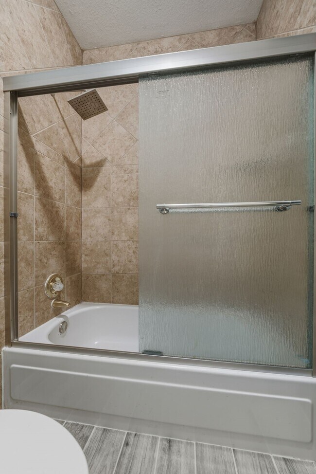 Building Photo - 11711 Memorial Dr