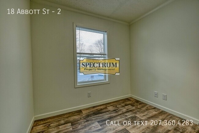 Building Photo - 18 Abbott St