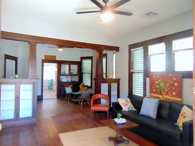 Building Photo - 3420 Avenue R