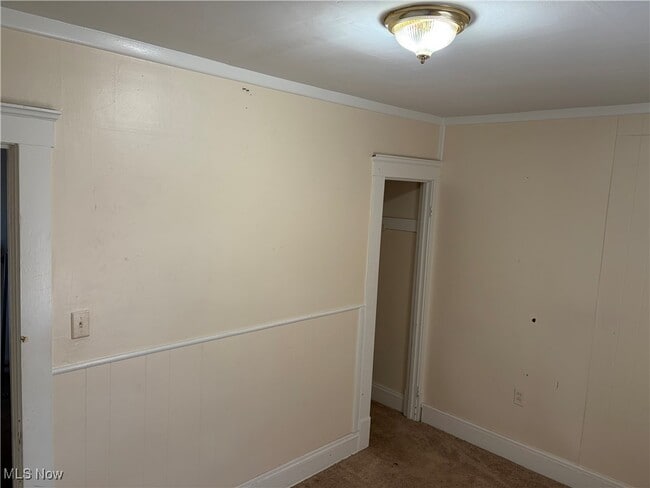 Building Photo - 3653 W 46th St