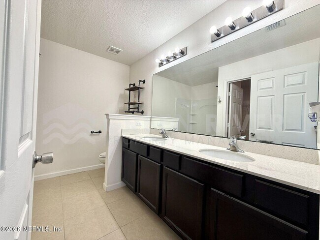 Building Photo - 8704 Lake George Cir W