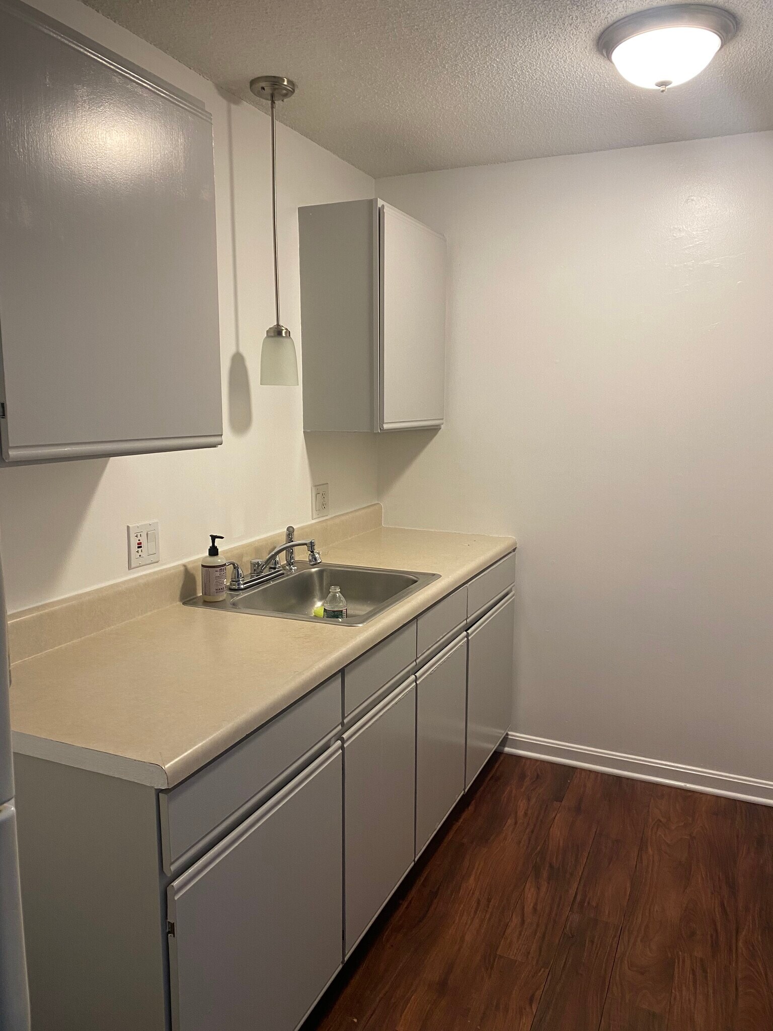 Kitchen - 28 Adams St