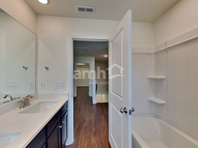 Building Photo - 1234 Soapstone Rd