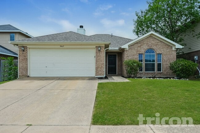 Building Photo - 3469 Cayman Dr