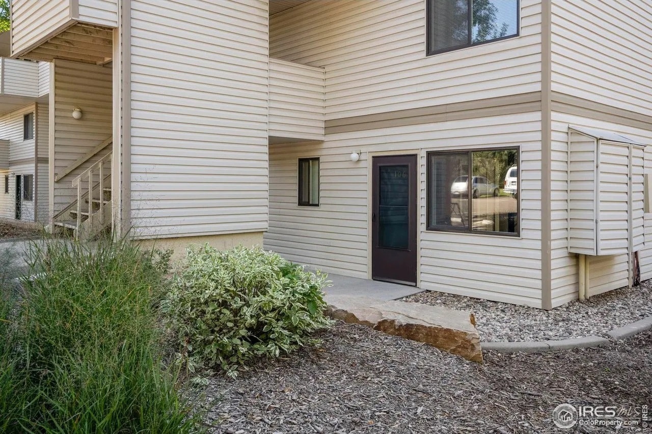 Building Photo - 1705 Heatheridge Rd