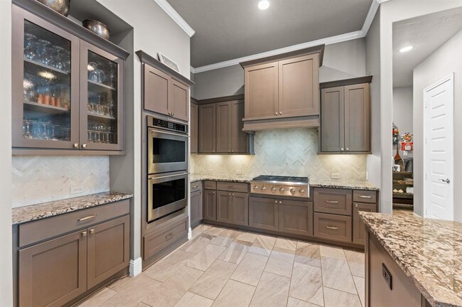 Building Photo - 15 Argosy Bend Pl