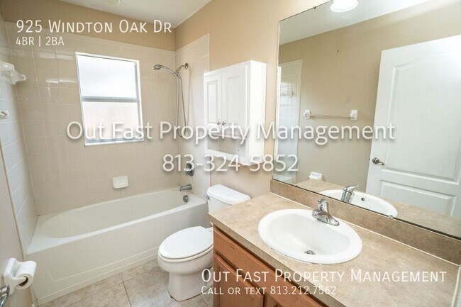 Building Photo - 925 Windton Oak Dr