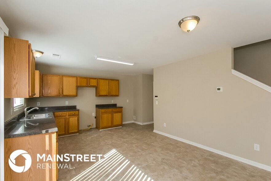 Building Photo - 5677 Sable Way