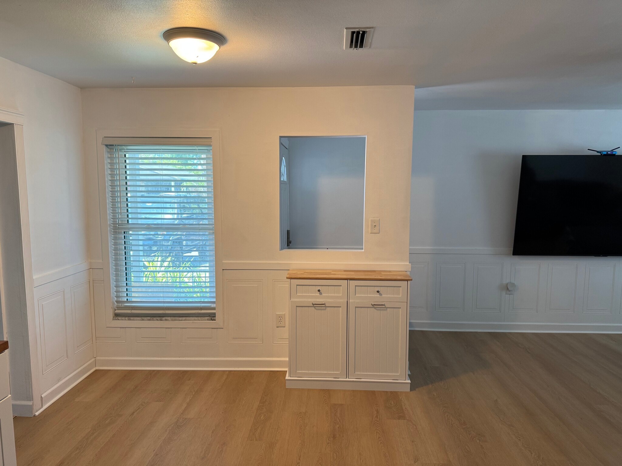 Building Photo - 6527 S West Shore Cir