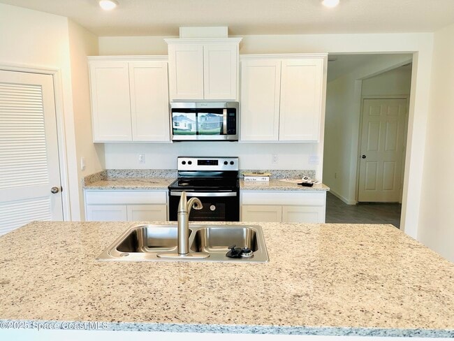 Building Photo - 1256 Dugan CIR SE