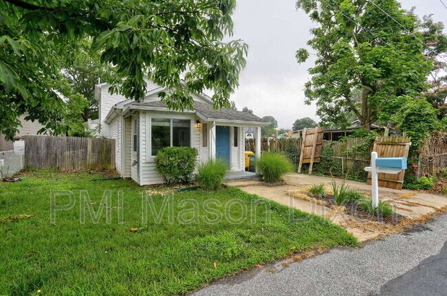 Building Photo - 1651 Elkridge Dr
