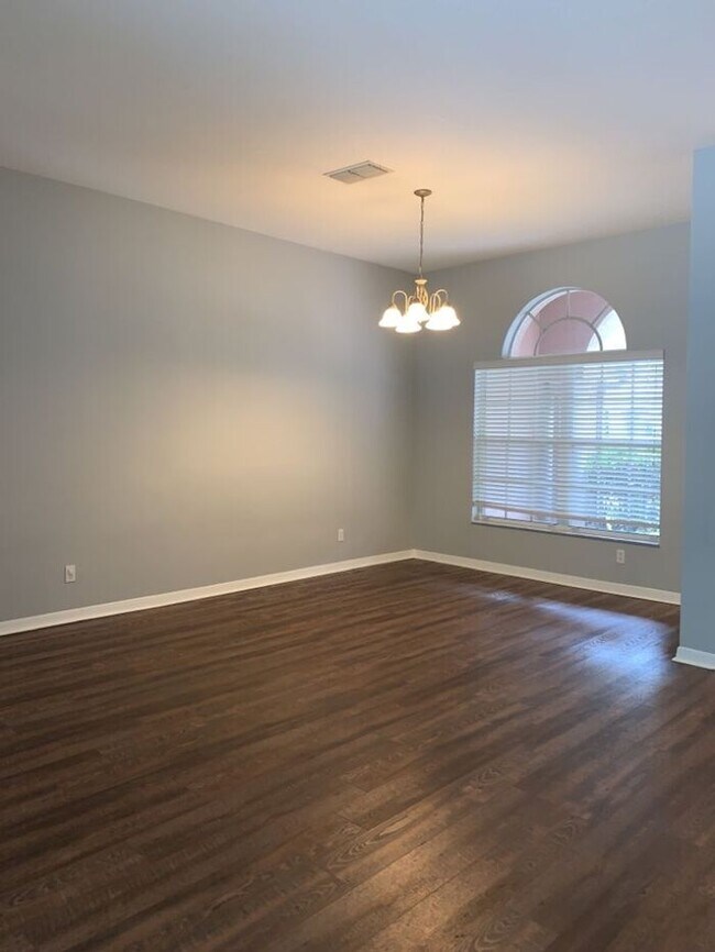Building Photo - WEST MEADOWS - NEW TAMPA