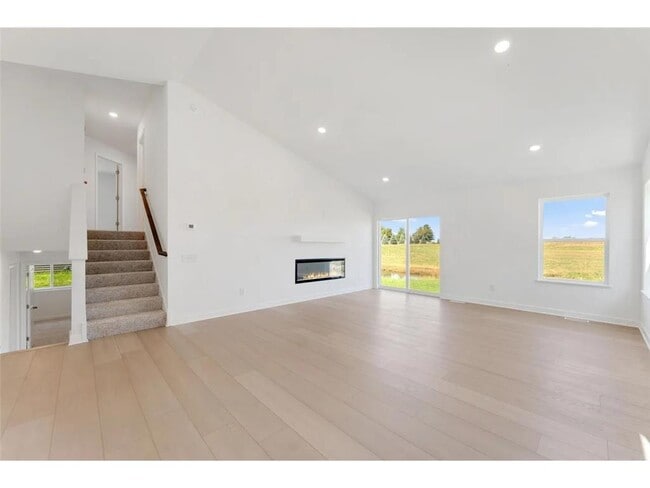 Building Photo - 2339 Jandell Ave NE