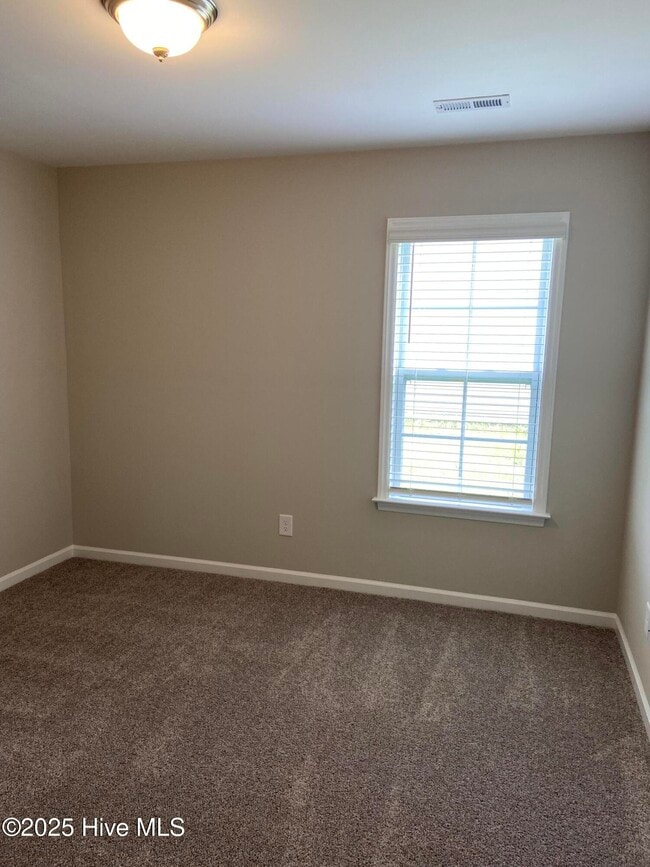 Building Photo - 620 Moonstone Ct