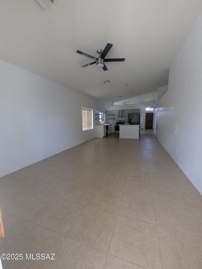 Building Photo - 12122 N Sterling Ave