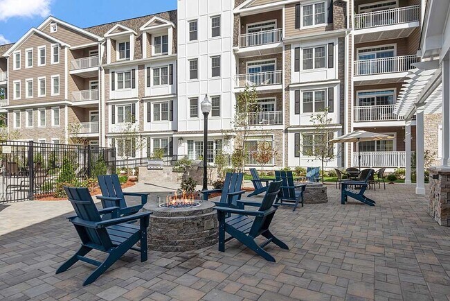 Building Photo - 320 Middlesex Ave