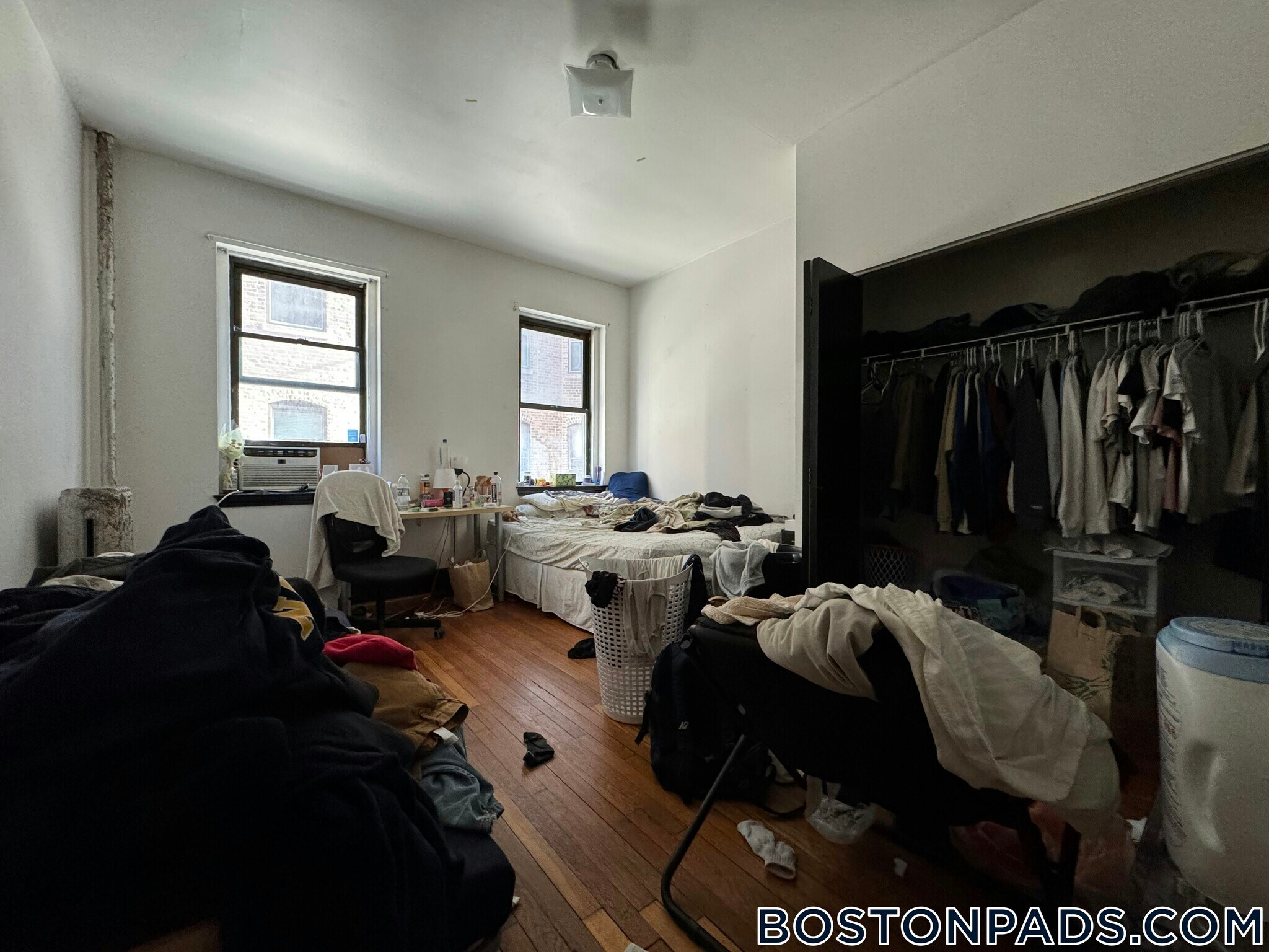 Building Photo - 1254 Commonwealth Ave