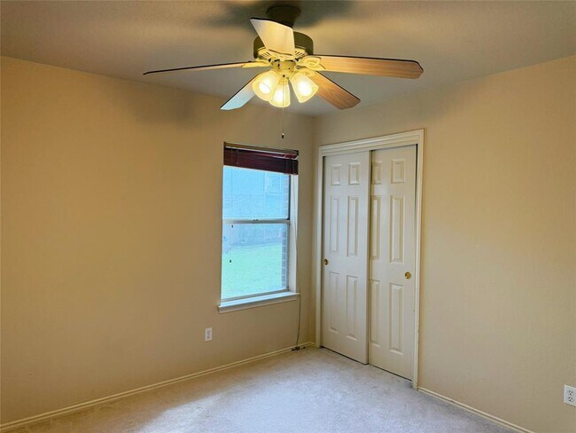 Building Photo - 2608 Stenson Dr