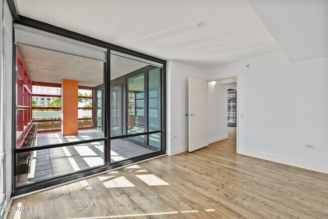 Building Photo - 4808 N 24th St