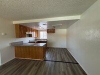 Building Photo - 509 E Ave Q