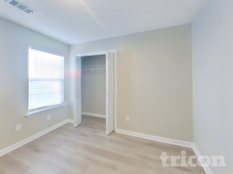 Building Photo - 1956 Port James Cir