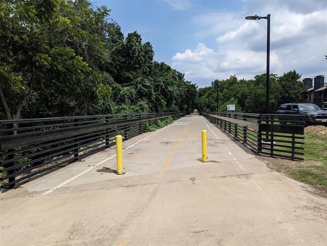 Building Photo - 7522 Holly Hill Dr