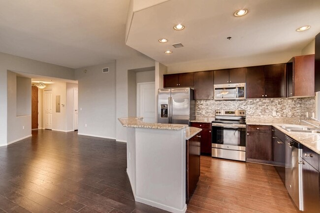 Building Photo - LUXURY RESORT STYLE LIVING @ ONE