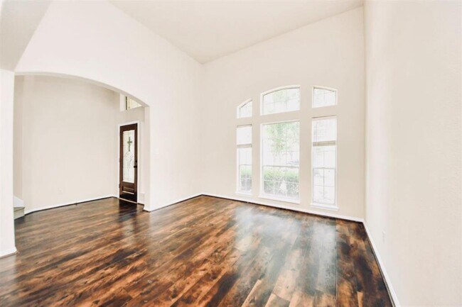 Building Photo - 6902 Sterling Meadow Dr