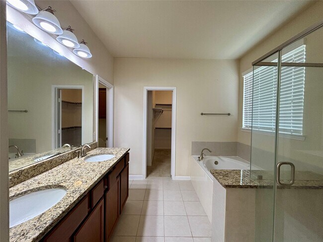 Building Photo - 17626 Sauki Ln