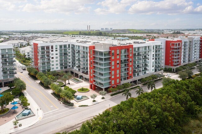 Building Photo - 7875 NW 107th Ave