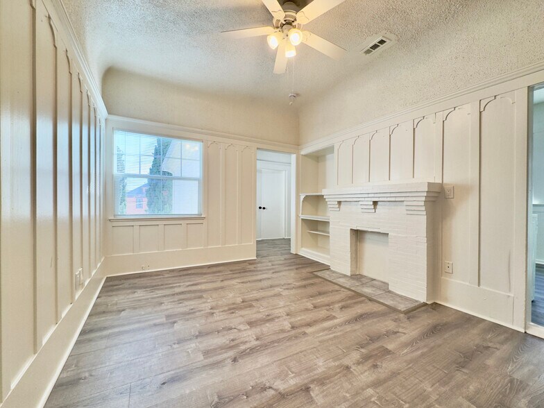 Building Photo - 3641 West St