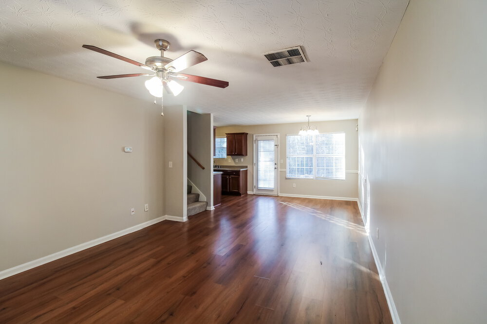 Building Photo - 87 Belmont Park Dr