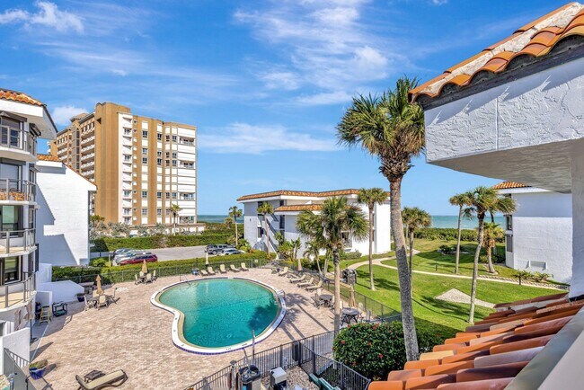 Building Photo - 4100 N Hwy A1A