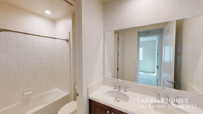 Building Photo - 12073 Carabela Ct