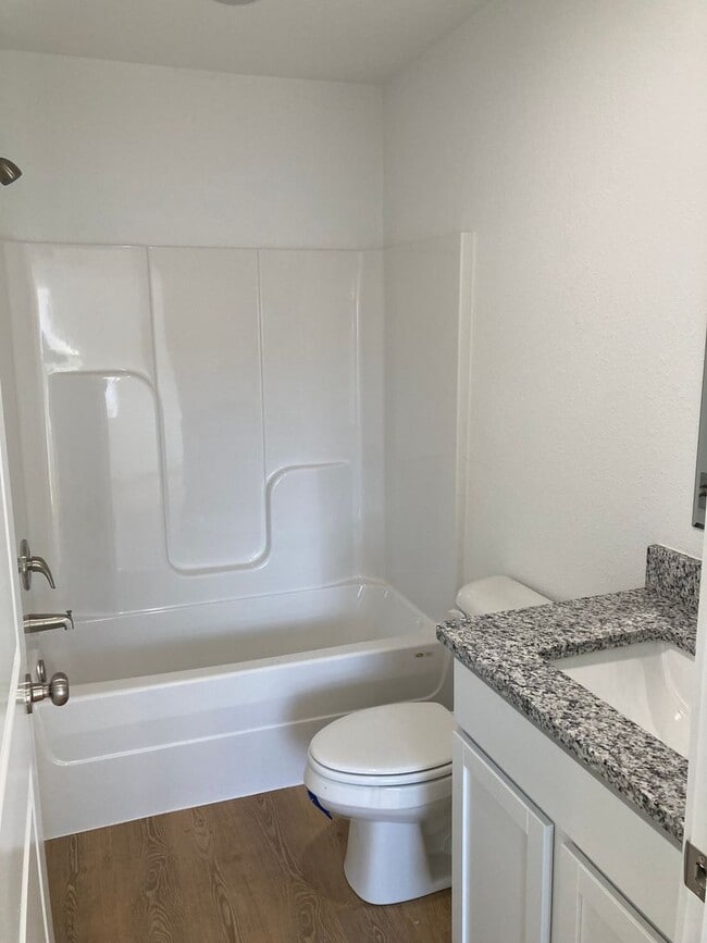 Building Photo - 1210 Nedra Dr